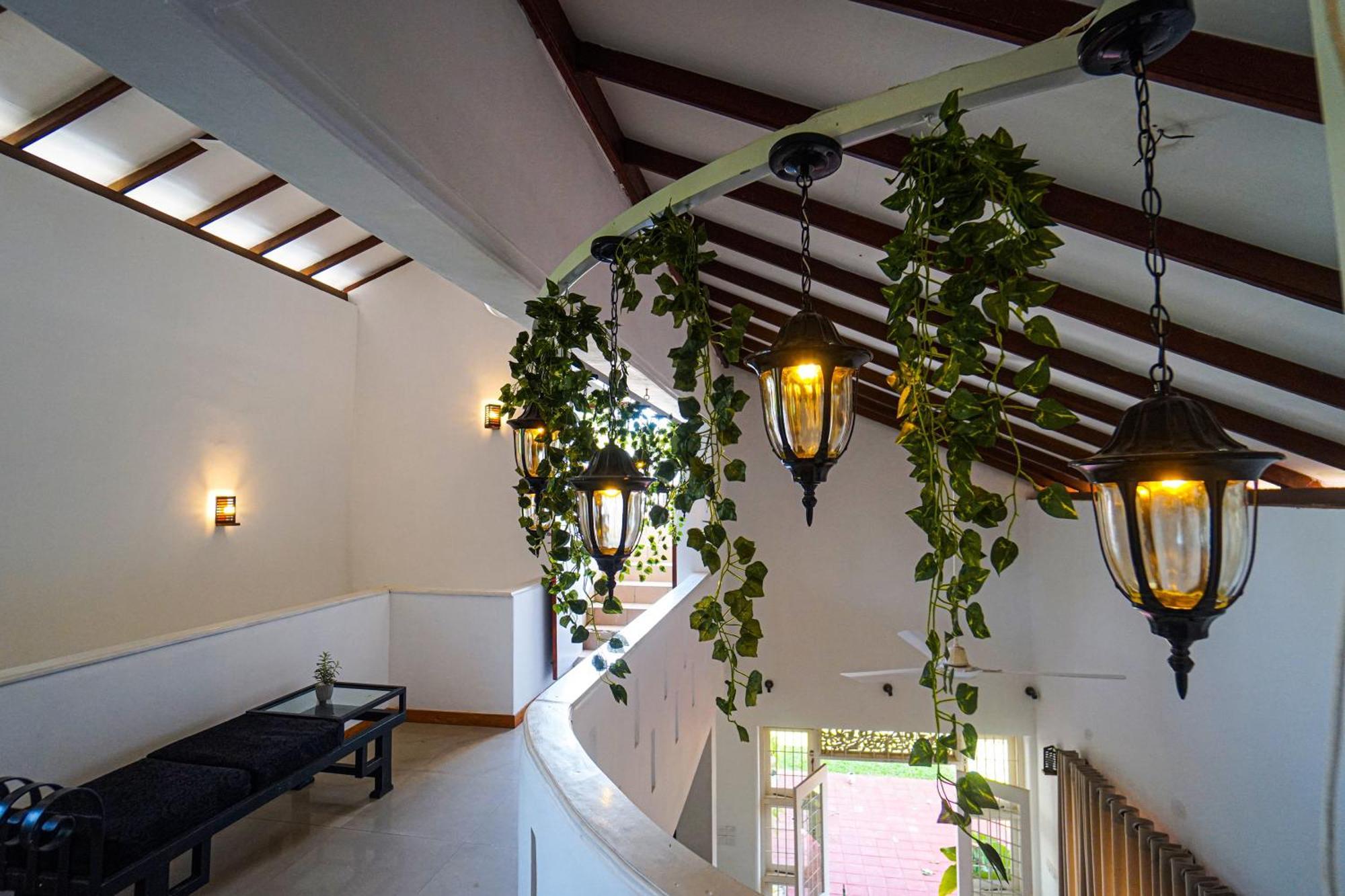 Ayur Ayur White Sail Villa Dalupotha Exterior foto